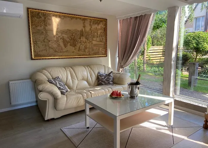 Cosy And Peaceful 아파트 카우나스